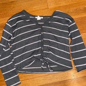 Long sleeve crop top